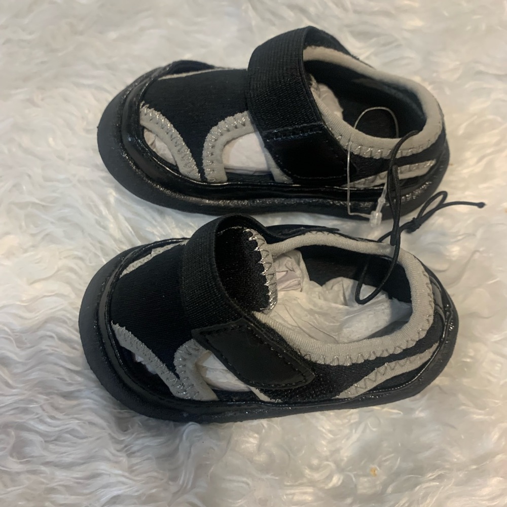 Infant sandals - Picture 8 of 9